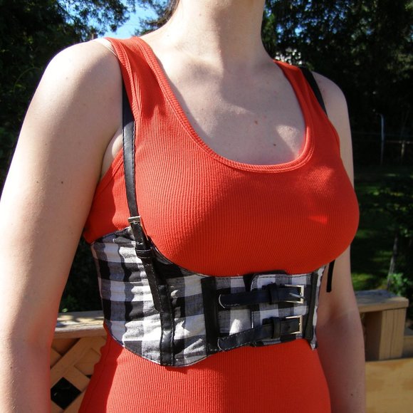 NWOT size SM Checkered Underbust Harness - Picture 3 of 16